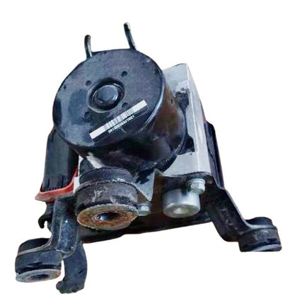 2002-2004 Volvo 70 Series Used ABS Pump — Pump Assembly, FWD, SW, Stability Traction Control, w/o Dynamic