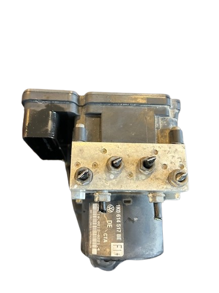 Volkswagen Passat Assembly, w/o electronic stability control; w/o traction control; electronic differential lock, FWD - Anti-Lock Brake Pump (2000-2005)